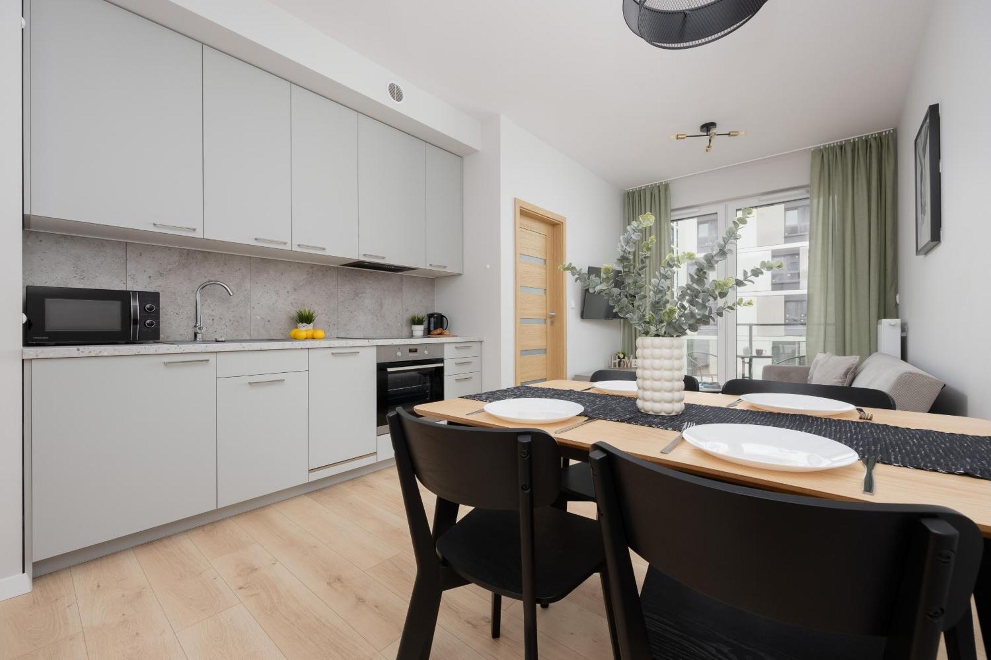 Stylish Apartments With Parking By Noclegi Renters Варшава Экстерьер фото
